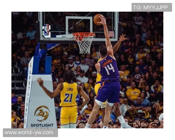 太阳老板：揭幕战对阵国王希望球队展现竞争力以全力争胜